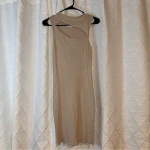Elegant Beige Sleeveless Dress